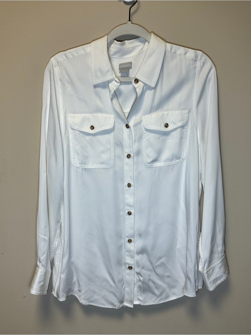 Chico's Crisp White Button-Down Shirt with Chest Pockets Size 1